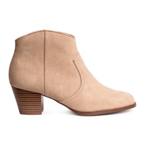 (SOLD) Gap Suede Ankle Boots - Picture 1 of 14